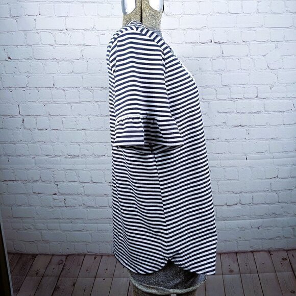 LIKE NEW Van Heusen Navy/White Stripe Floral Top M - Picture 4 of 6